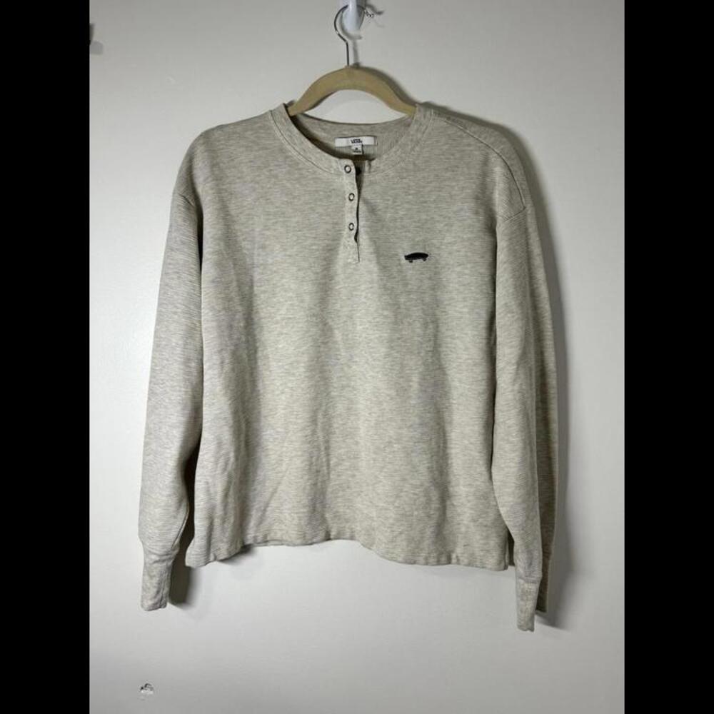 VANS Crop Long Sleeve Shirt with 3 Snap detailsβ in Oatmeal unisex M